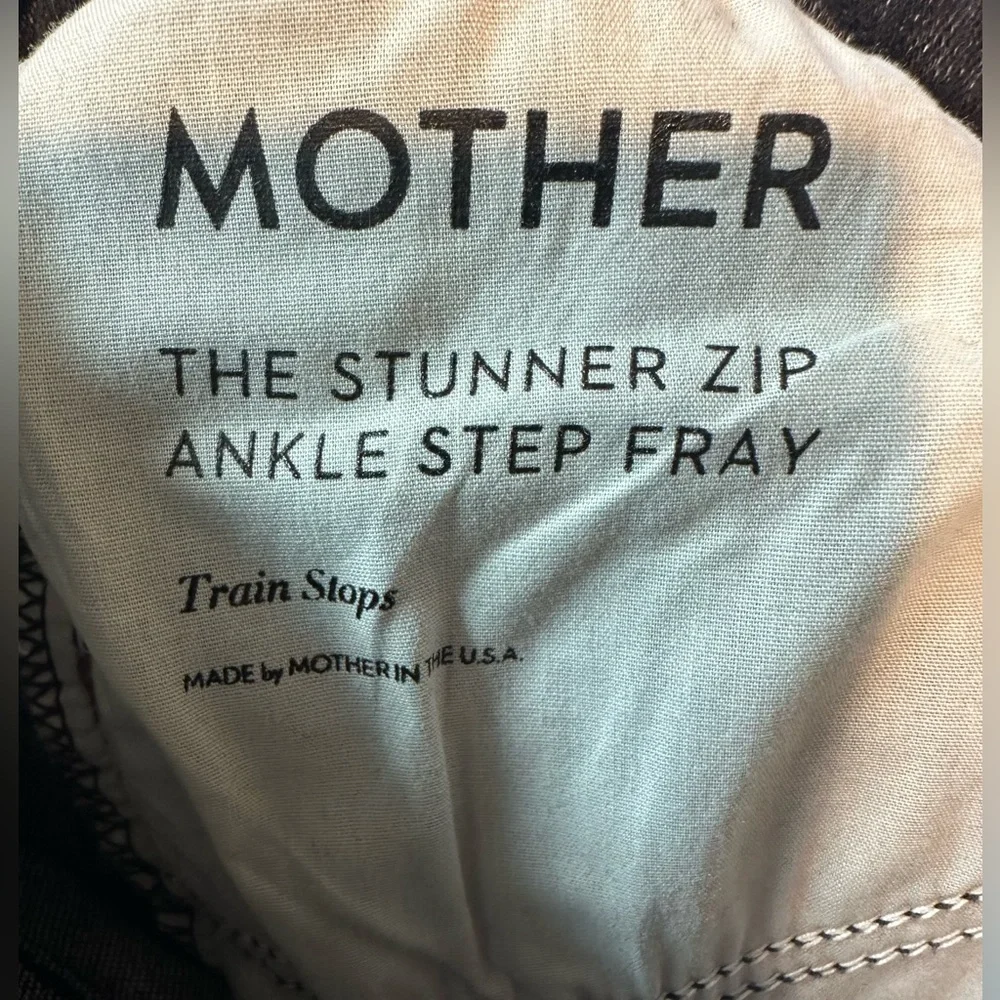 Mother Stunner Zip Ankle Step Fray Faded Black Skinny Train Stops Size 27 - Picture 6 of 6